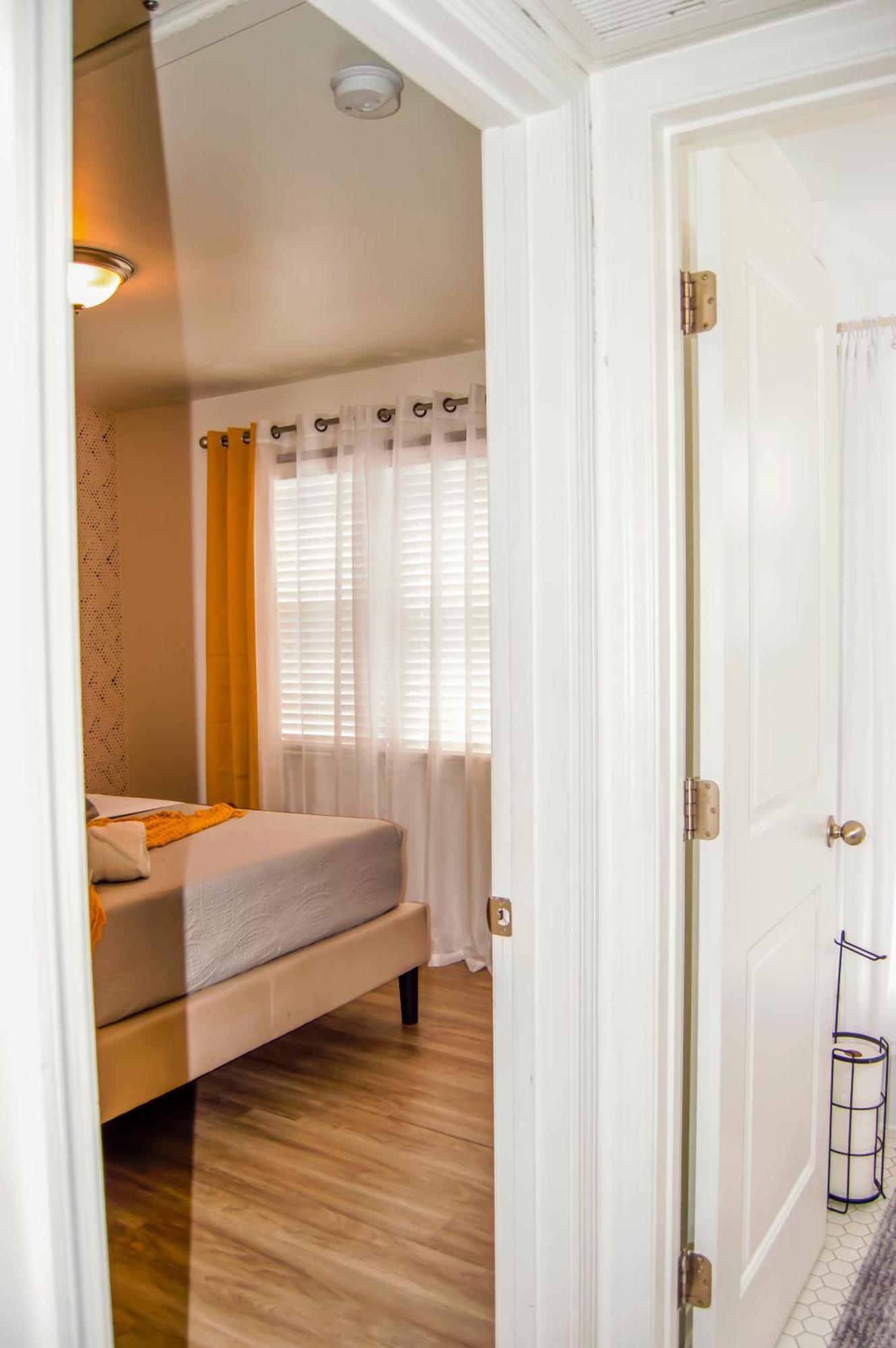 Cozy Condo, Minutes From Broadwy, Sleeps 5 Nashville Exterior photo